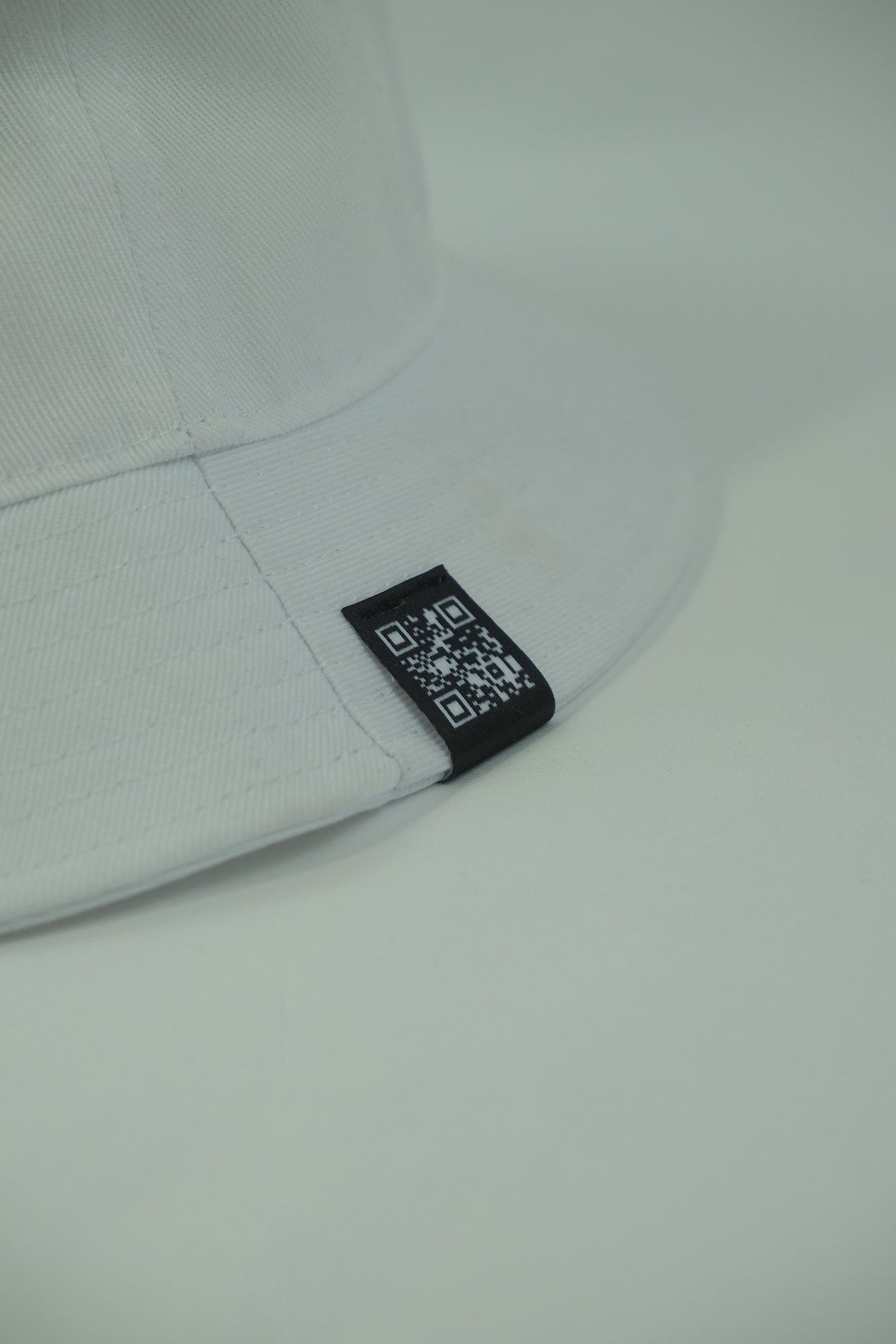 Bob Ballet floral WHITE EDITION